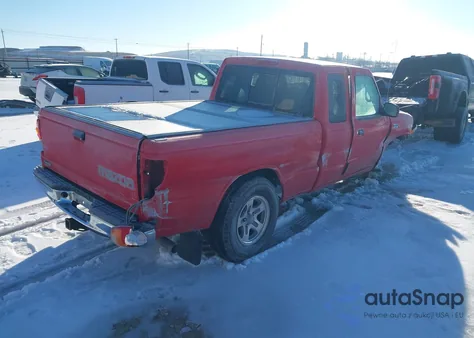 2004 Mazda B3000 Se z USA, uszkodzony, nr VIN 4F4YR46U34TM11673